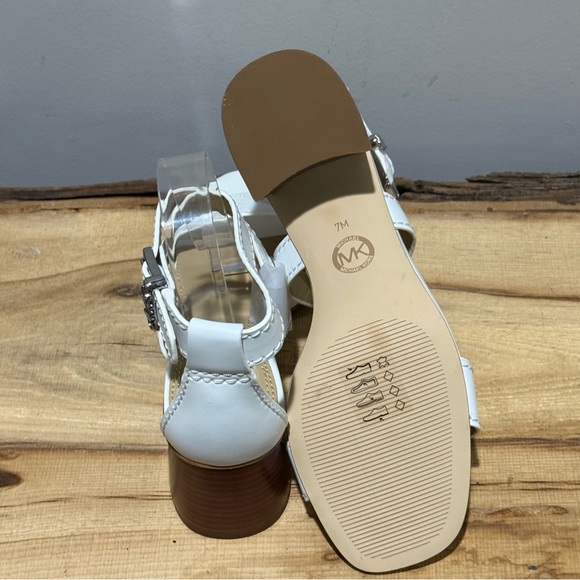 *NEW* Michael Michael Kors White Leather Ashton Sandal Size 7 A26 - Picture 12 of 14